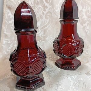 Avon Cape Cod Salt and Pepper Set